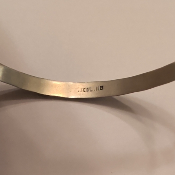 Vintage Sterling Silver Bracelet with Black Floral Design - Picture 2 of 8